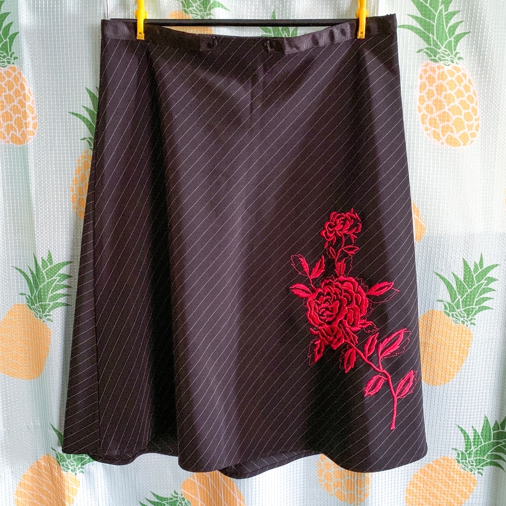 Black Striped Skirt Red Rose Appliqué